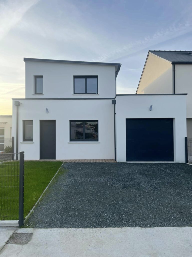 Construction d'une maison à étage située à Redon